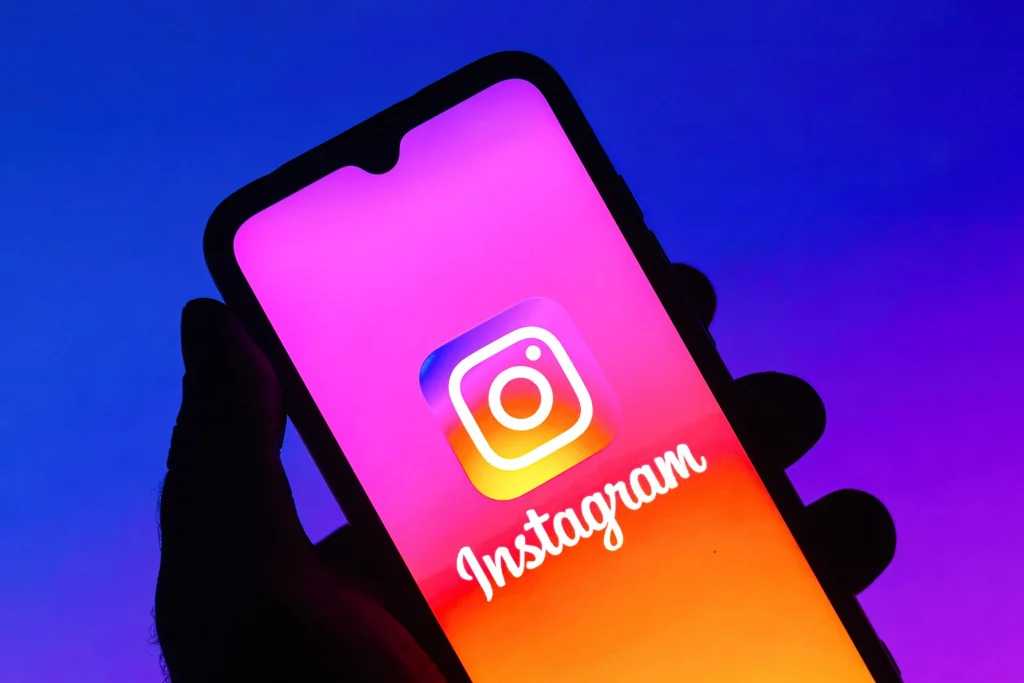 Instagram down for thousands of users - Downdetector infosette