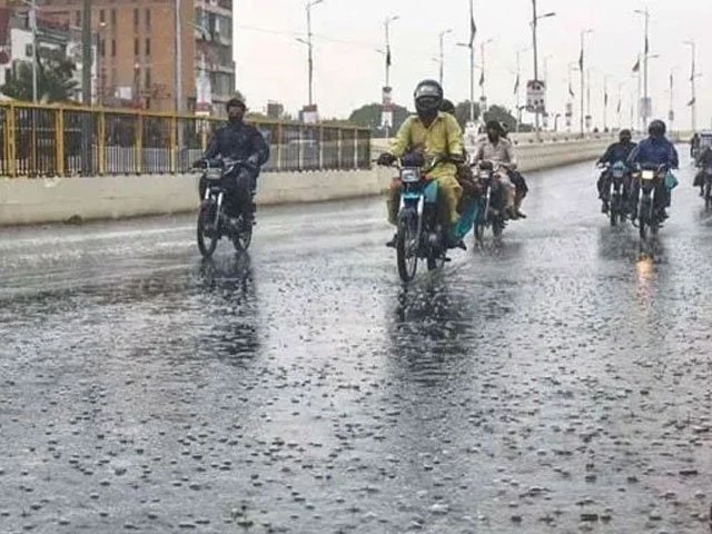 Heavy Rain In karachi