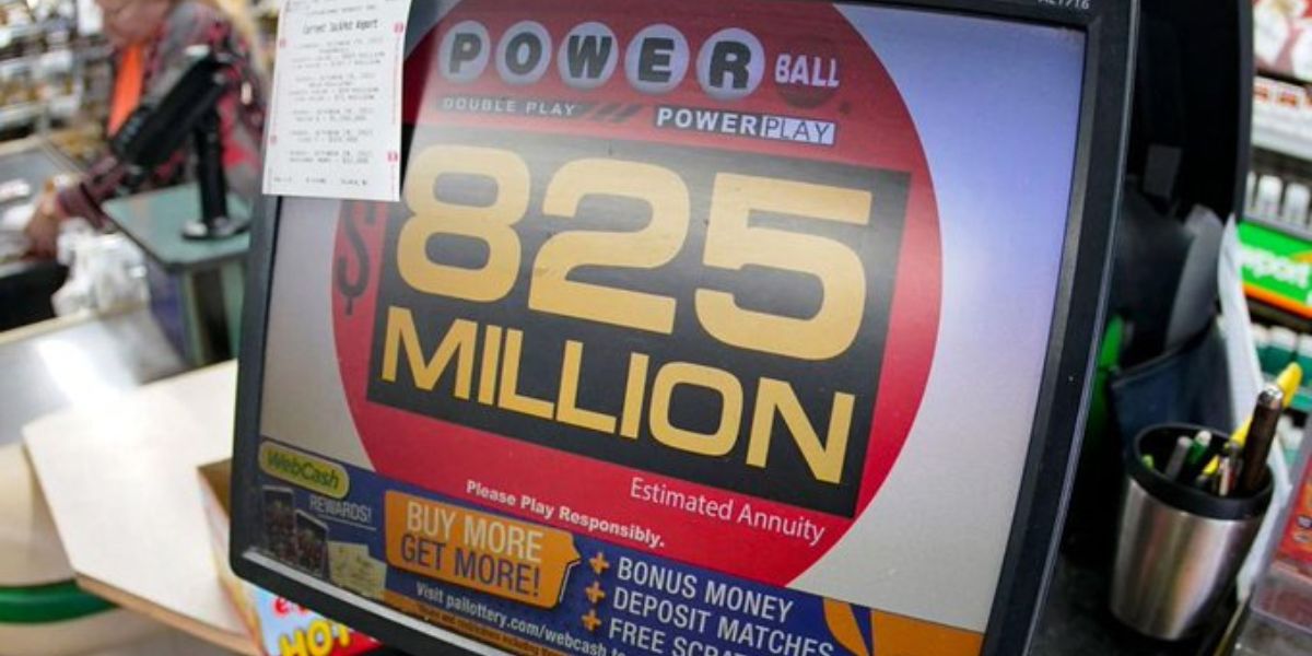 Powerball-Jackpot-825-Million-Lottery.